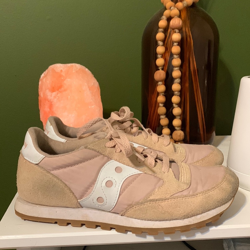 COPY - Women’s Pink Saucony’s sneakers